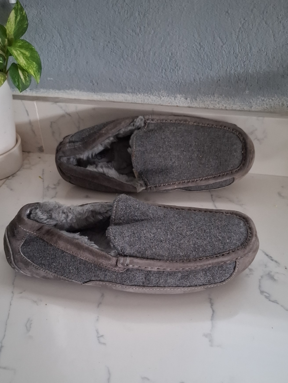 UGG Men's Gray Shearling-Lined Slip-On Loafers